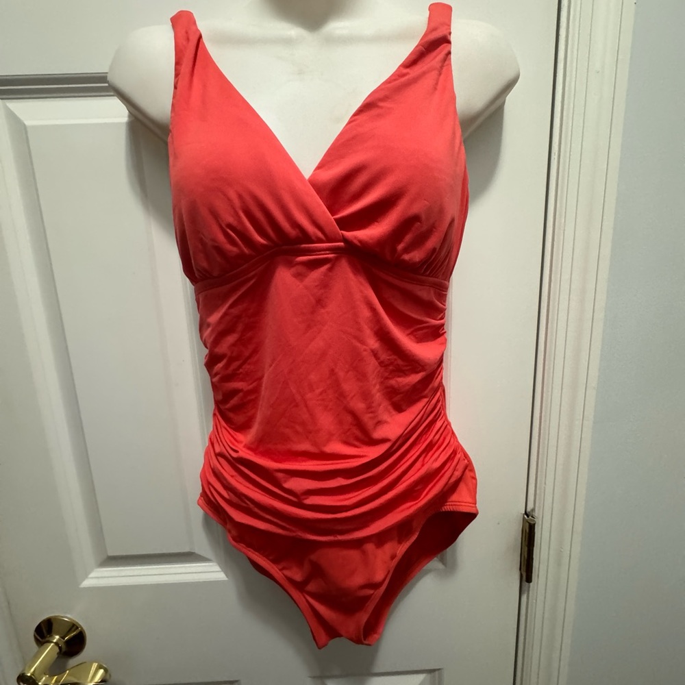 Jantzen size 10 one piece swimsuit - Picture 3 of 8
